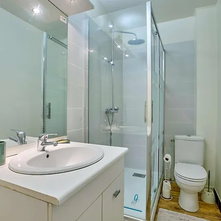 Renove Et Climatise Avec Balcon Pour 2 Personnes - Fr-1-841-24